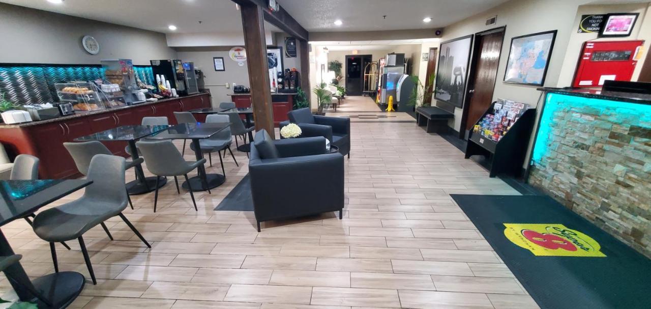 Hotel Super 8 By Wyndham Sterling Heights/Detroit Area Zewnętrze zdjęcie