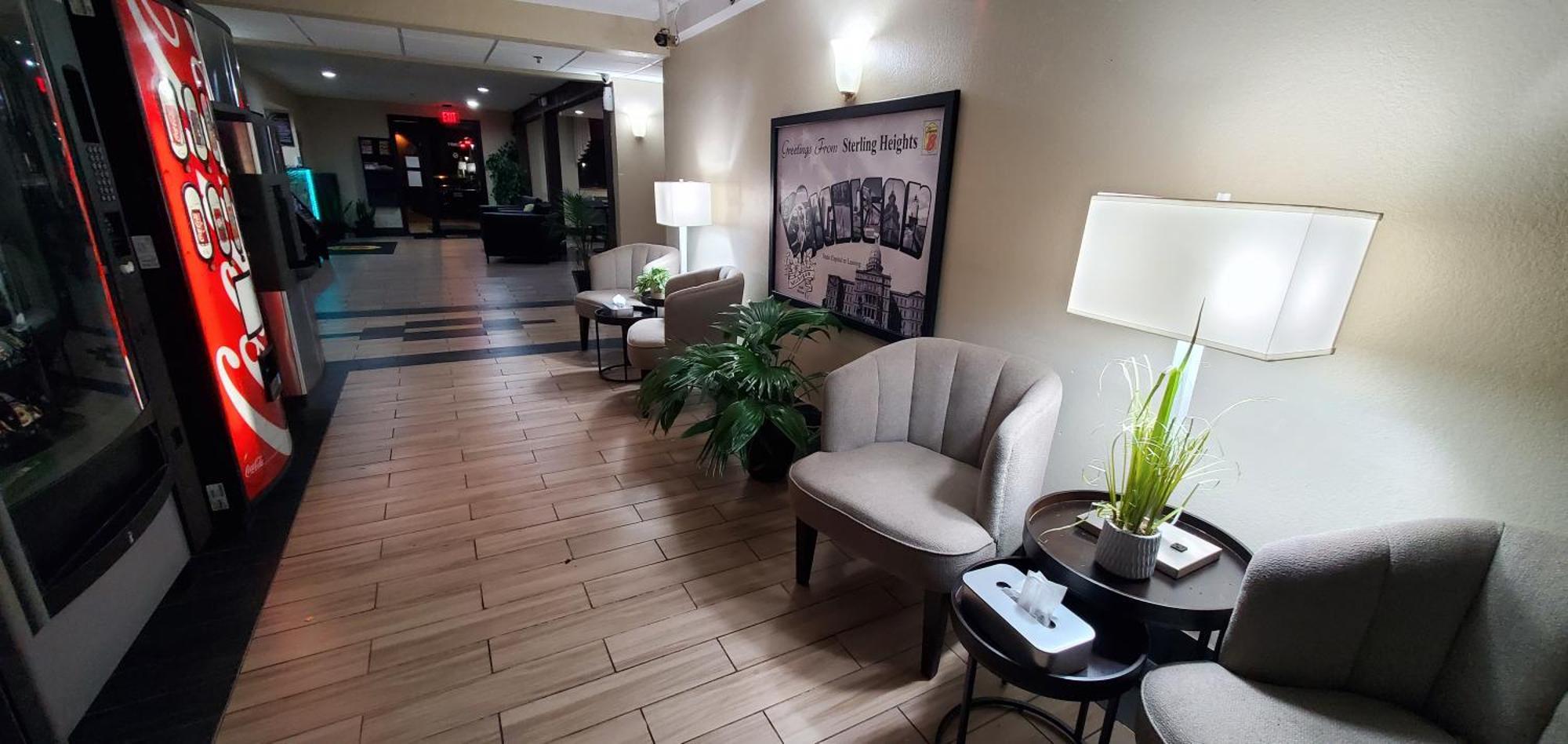 Hotel Super 8 By Wyndham Sterling Heights/Detroit Area Zewnętrze zdjęcie